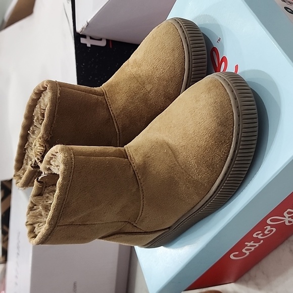 [Cat&Jack]  Toddler Arlo Boots - Picture 3 of 8